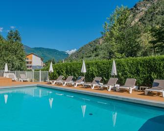 Savoy Hotel - Brides-les-Bains - Pool