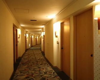 ANA Holiday Inn Kobe Sanda by IHG - Sanda - Gang