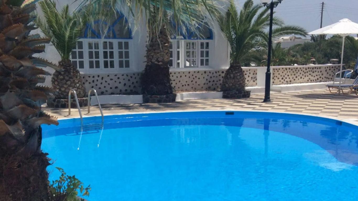 Blue Life Hotel