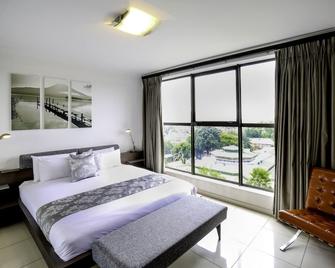 The Nicol Hotel and Apartments - Johannesburg - Schlafzimmer