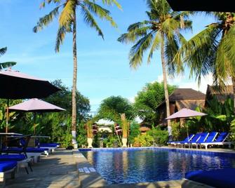 Turtle Beach Hotel - Pemenang - Pool