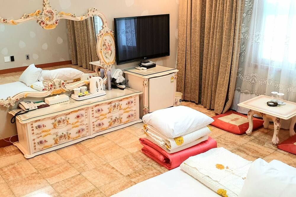Sungsan hotel thumbnail 3