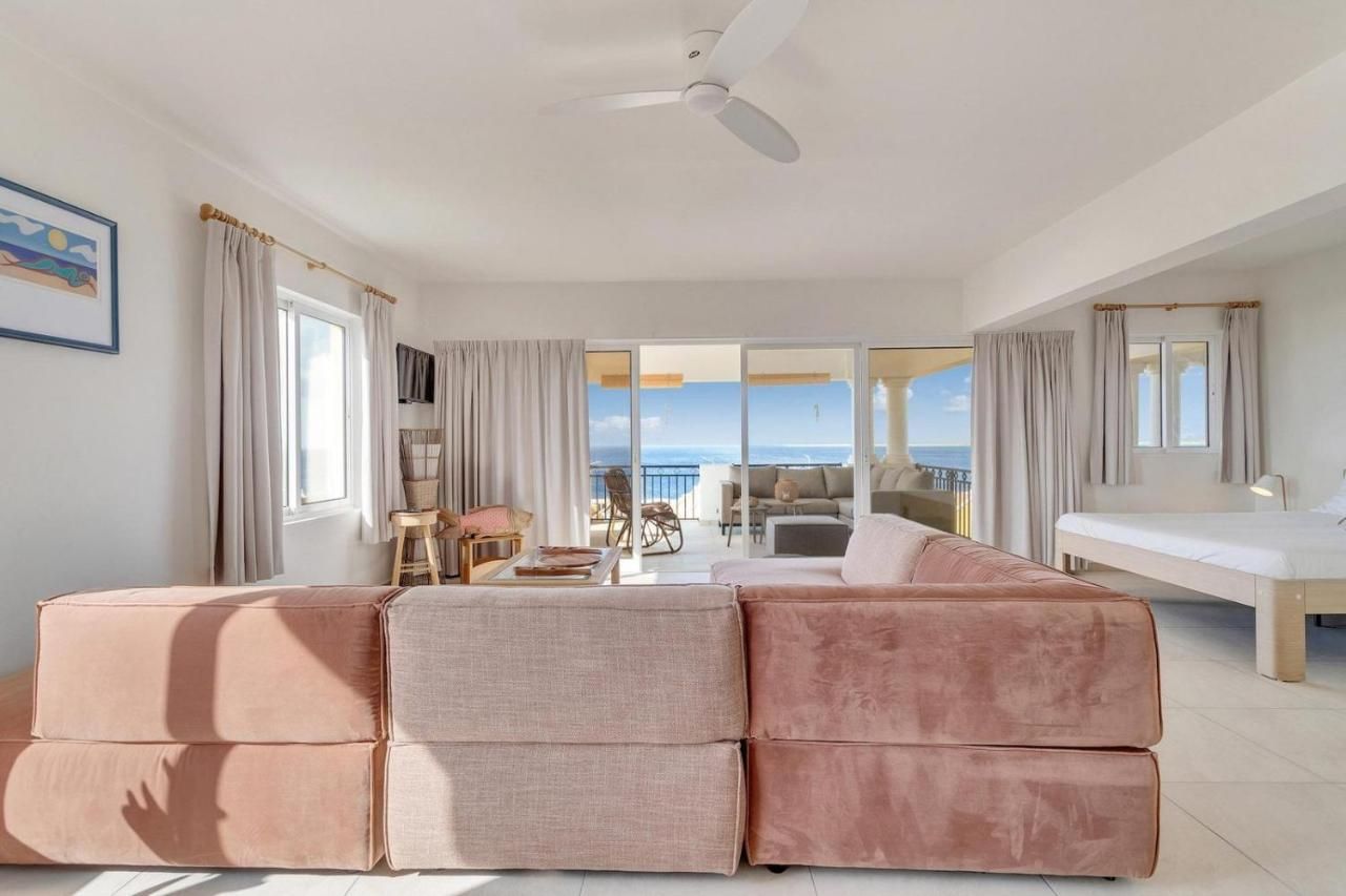 Living room view of Playa Penthouse