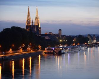 ibis Regensburg City - Regensburg