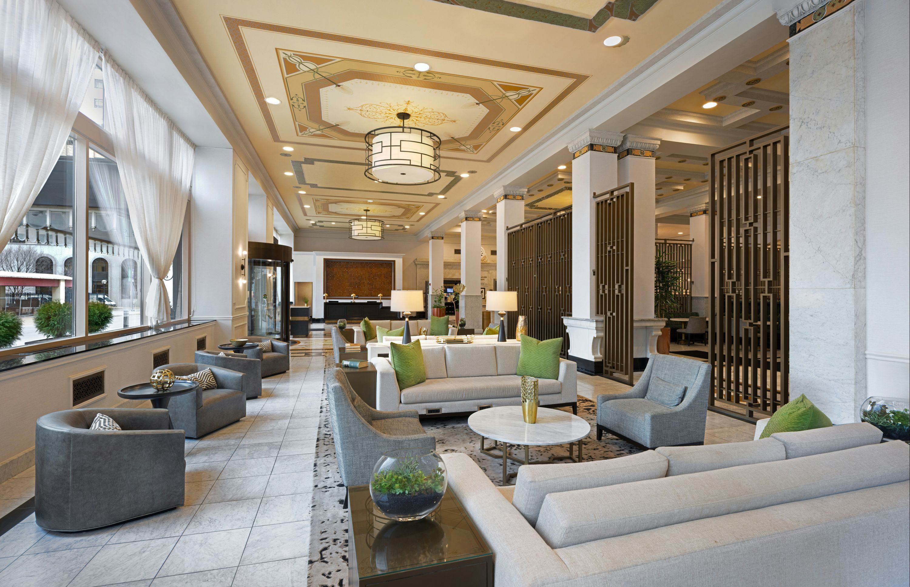 The Pennywell St.Louis Downtown, a Hilton Hotel - סנט לואיס - לובי