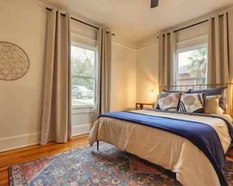 Noma Green House - Columbia - Bedroom