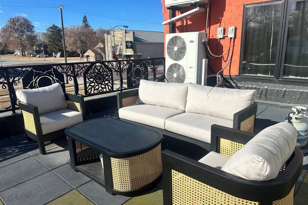 Tin Perch Loft: vintage charm & private patio - Saint Paul - Balcón