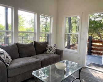 Outcast Landing - A Fisherman's Paradise - Cedar Creek - Sala de estar