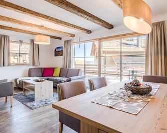 Chalet rest time 4 bedroom sauna in the house - Chalet village Fanningberg - Weisspriach - Essbereich