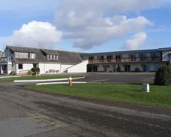 Sunset Oceanfront Lodging - Bandon - Building