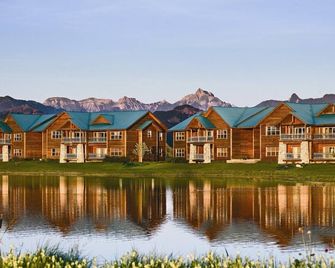 Enjoy the Crisp Mountain Air on the Pinon Lake w/ Golf, hiking, skiing, riding and fishing - Pagosa Springs - Bâtiment