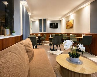 Hotel des Bains - Maisons-Alfort