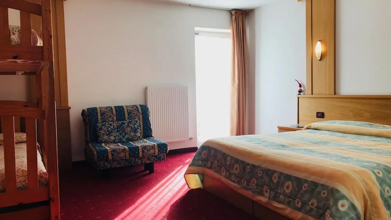 Hotel Santoni