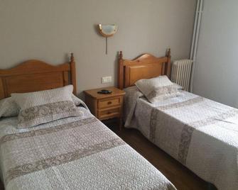 Hostal L'estacio - Puigcerdà - Slaapkamer