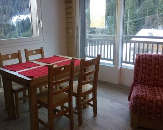 Magnificent and charming apartment, unique view of the Mont Blanc range - Cordon - Їдальня