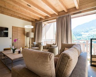 Luxury Chalet Near Megève - Praz-sur-Arly - Living room