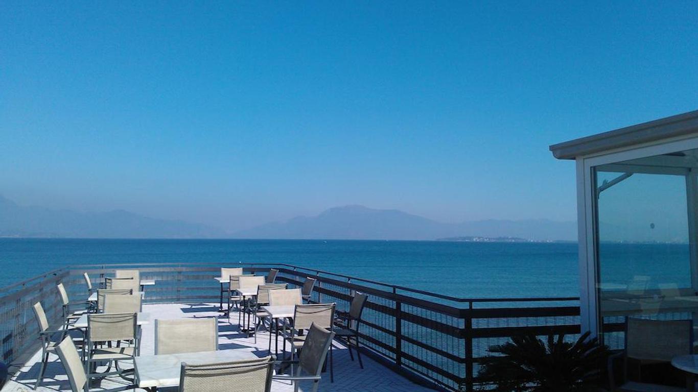 Lido International
