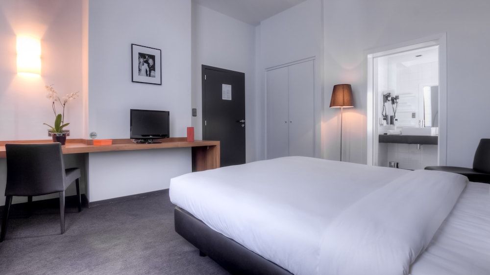 Hotel St James - Mons - Habitación