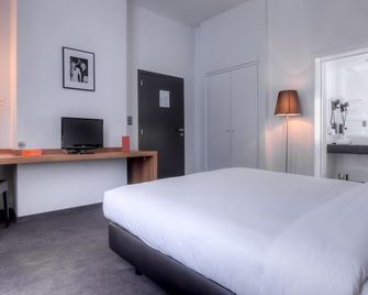 Hotel St James - Mons - Camera da letto