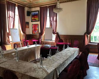 Domaine De Beaupre The Originals Relais - Gebweiler - Restaurant