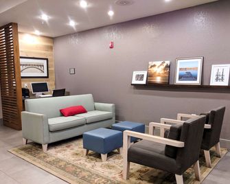 Comfort Inn & Suites Slidell - New Orleans Area - Slidell - Lobby