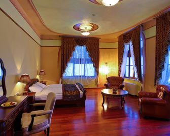 Rübezahl-Marienbad Schloss Wellness Hotel - מריאנסקה לאזנה - חדר שינה