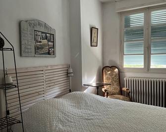Holiday Home 'Vinsous 6' with Private Garden - Saint-Trojan-les-Bains - Bedroom