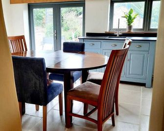 Longstone Bed & Breakfast - Challacombe - Dining room