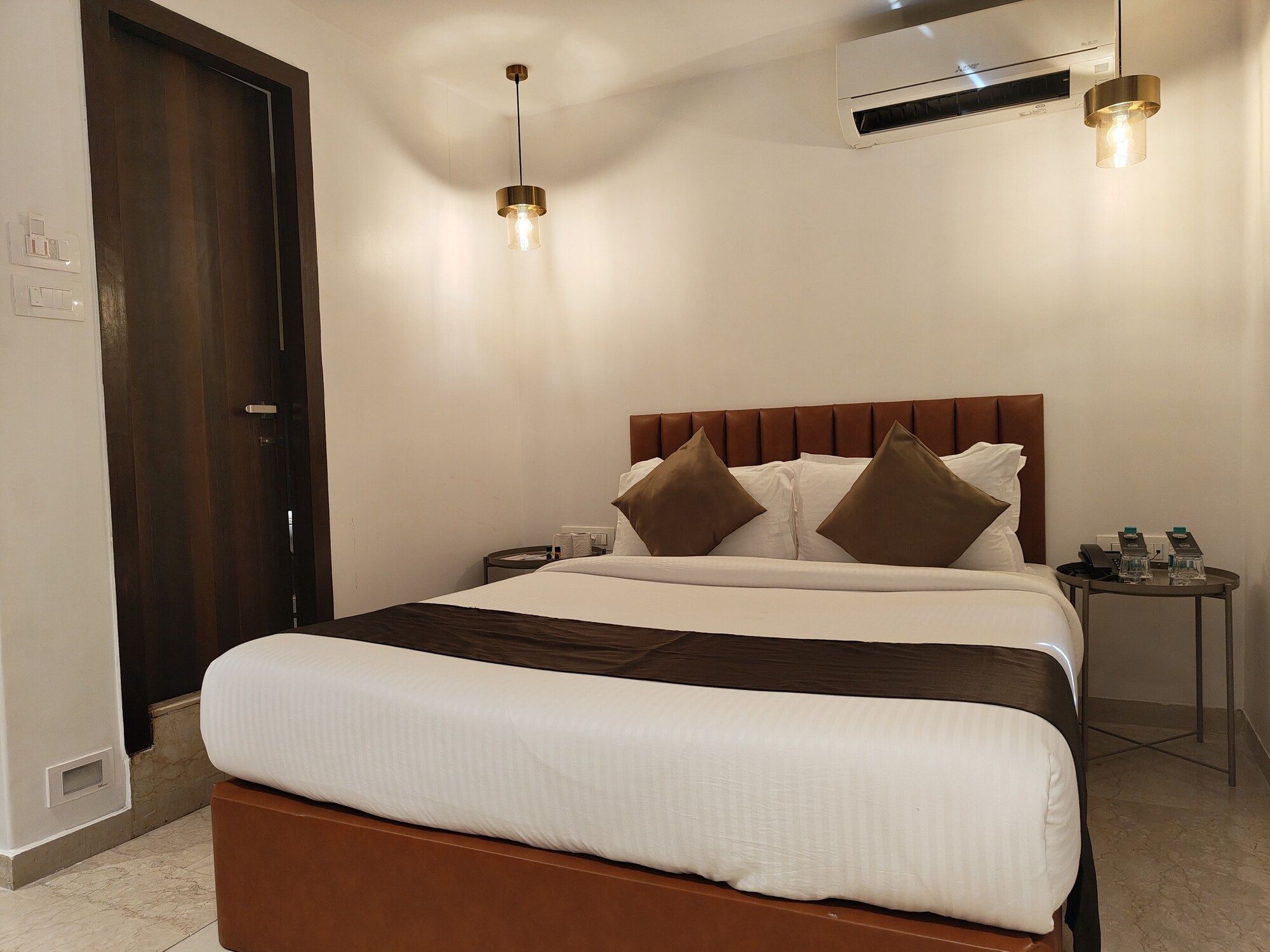 The Majlis Hotel - Colaba Mumbai