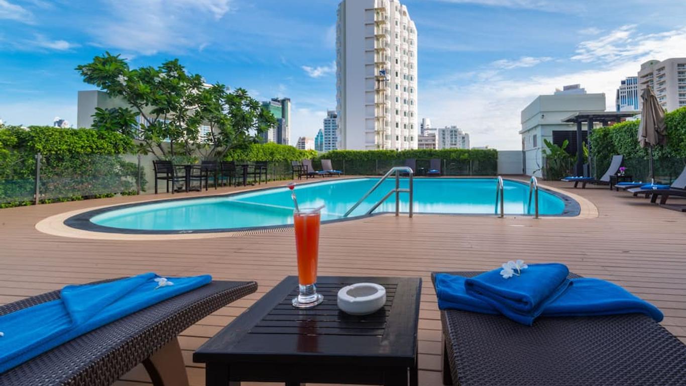 Lohas Residences Sukhumvit