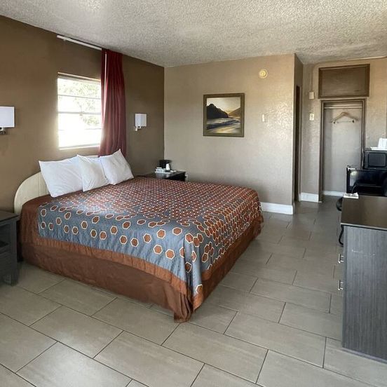 Bedroom view of Sunset Inn