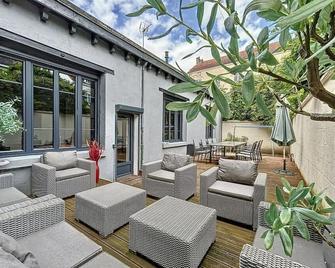 Loft Terrasse Avec Spa Proche Centre Historique - Montluçon - Patio