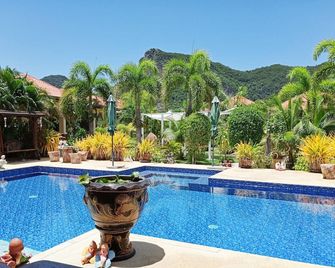 Stella Resort - Sam Roi Yot - Pool