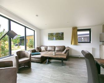 Tropical Islands - Krausnick-Groß Wasserburg - Wohnzimmer