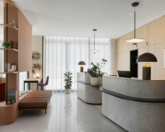 Residence Inn by Marriott Geneva City Nations - Ginebra - Recepción