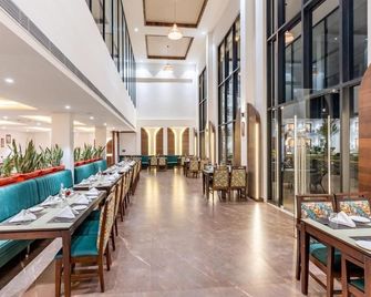 Shervani Pebbles & Pines Resort & Spa, Corbett - Rāmnagar - Restoran