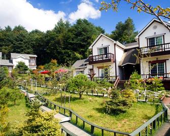 Swiss Pension - Daegwallyeong-myeon - Edificio