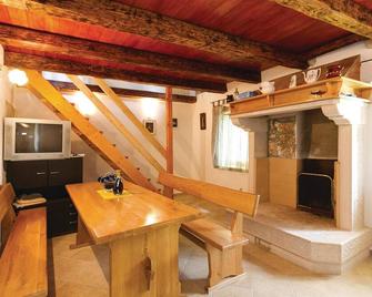 Two-Bedroom Apartment In Vrsar - Vrsar - Salle à manger