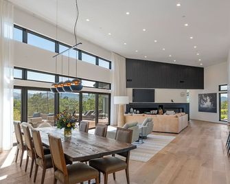 The Quails Crossing-Healdsburg Vineyard Home - Healdsburg - Comedor