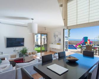 Villa with amazing sea view, Pool, Home Cinema and ProAudio - Santa Cruz de Tenerife - Comedor