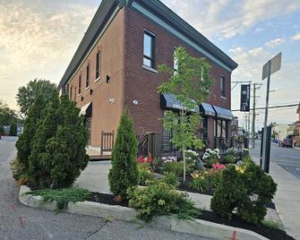 Cozy 1-Bedroom Suite #17 By Amazing Property Rentals - Gatineau