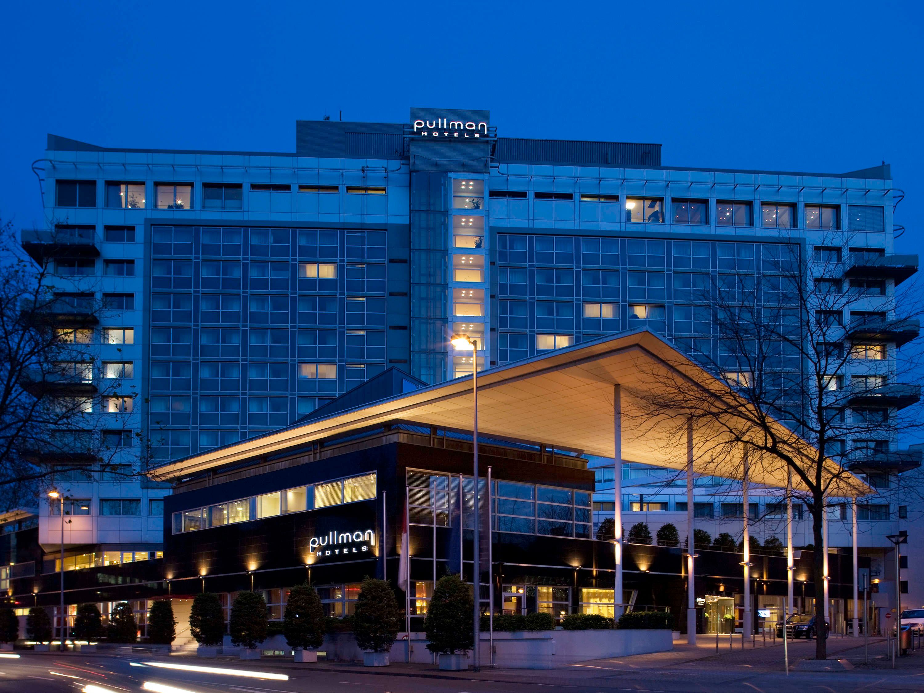 Pullman Cologne - קלן - בניין