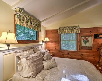 Pine Cottage Duplex with Deck Walk to State Park! - Ephraim