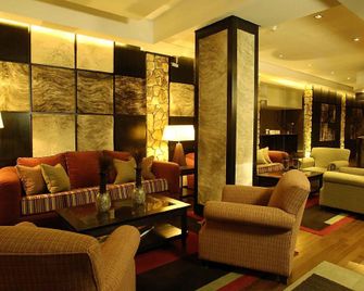 Lennox Ushuaia - אושואיה - טרקלין