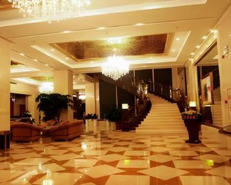 Kunming Tailong Hongrui Hotel - Kunming - Lobi