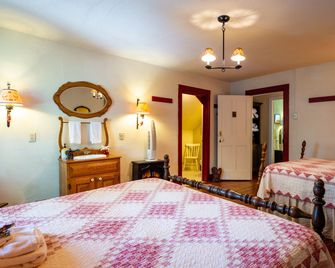 The Pines of Dresden - Dresden - Bedroom