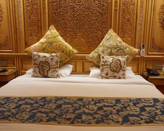 Kashmir Mahal Resort - Srinagar - Habitación