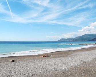 Apartment Canarda by Interhome - Ventimiglia - Strand