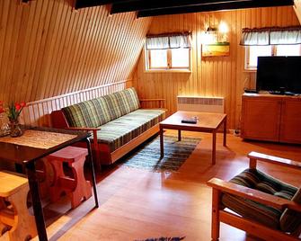 Rehe Turismitalu - Kuijõe - Sala de estar