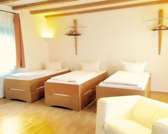 Hotel Waldhorn - שטוטגרט - חדר שינה